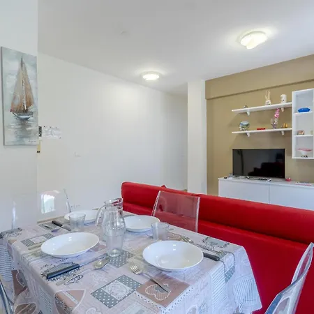 Apartmán Lovely Apartment In Recco With Wifi